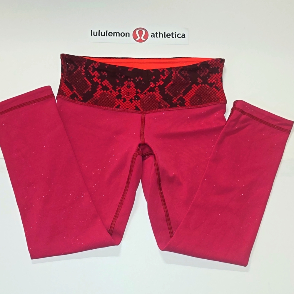 Lululemon Wunder Under Crop III Leggings Reversible, Size 4!
